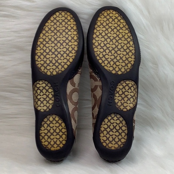 LIKE NEW COACH "True" Brown Signature and Patent Leather Ballet Flats - Picture 11 of 15